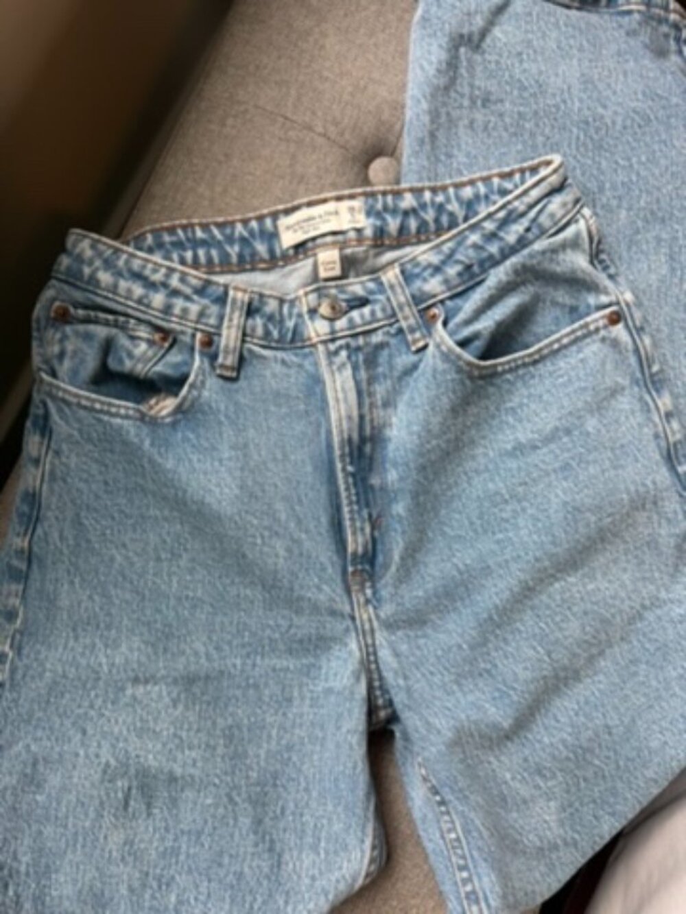 abercrombie and fitch 90s relaxed jean high rise curve love